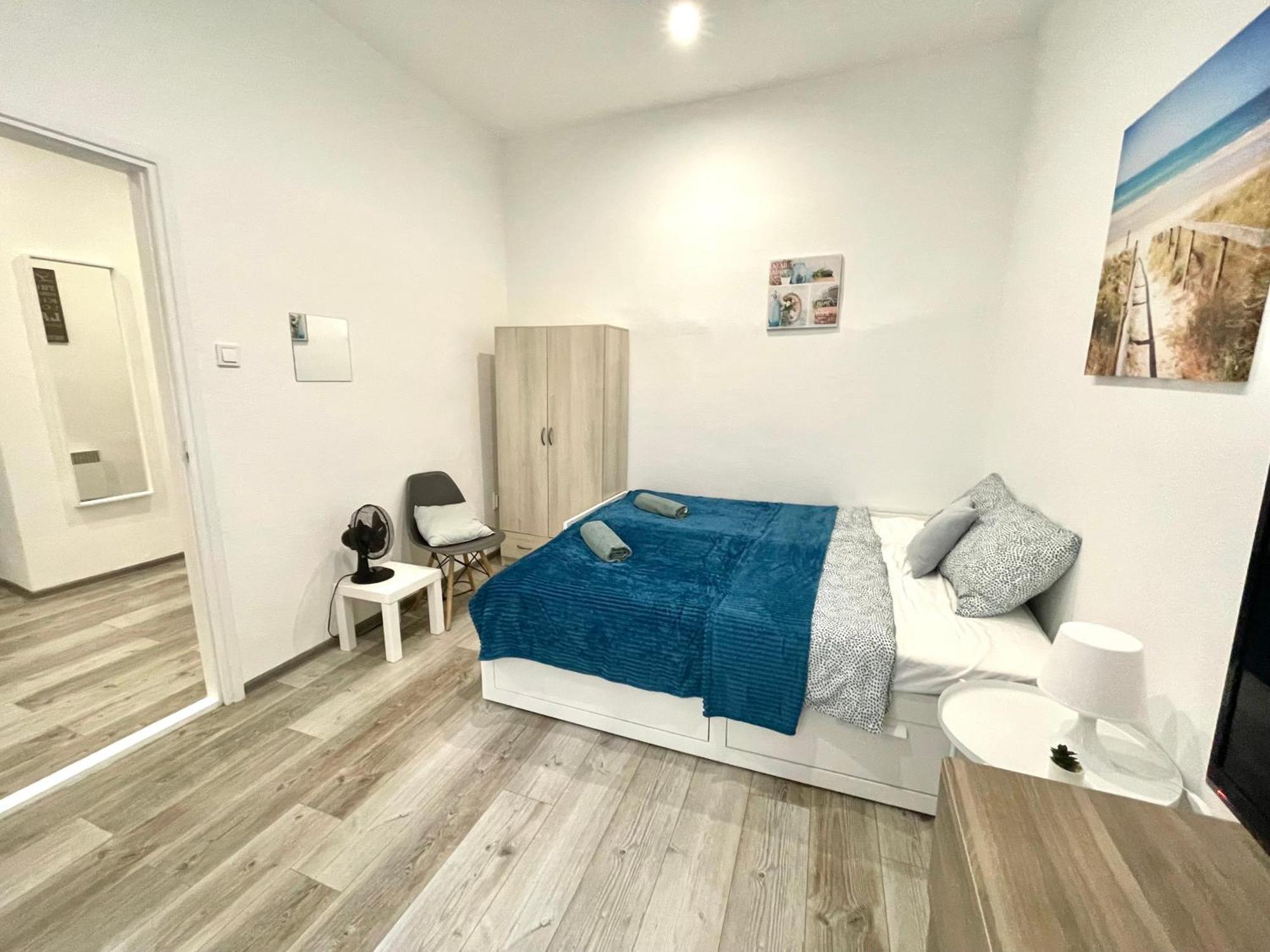 בודפשט Relax Home With 2 Bedroom, 2 Bathroom For 6 People In The City Centre Free Coffee מראה חיצוני תמונה